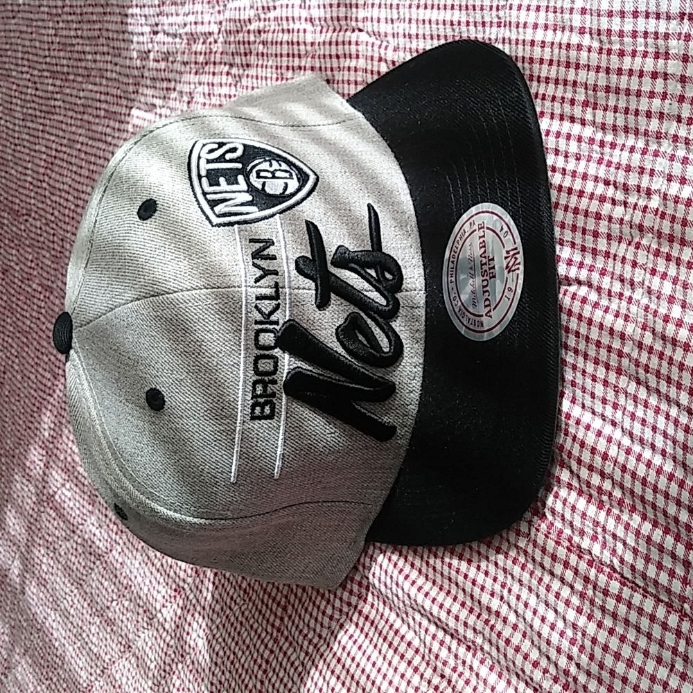 Mitchell& Ness hat